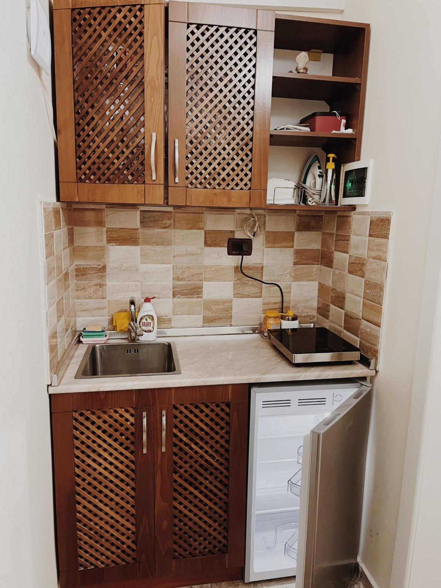 At Pikotiko'S - Korca City Rooms For Rent Εξωτερικό φωτογραφία