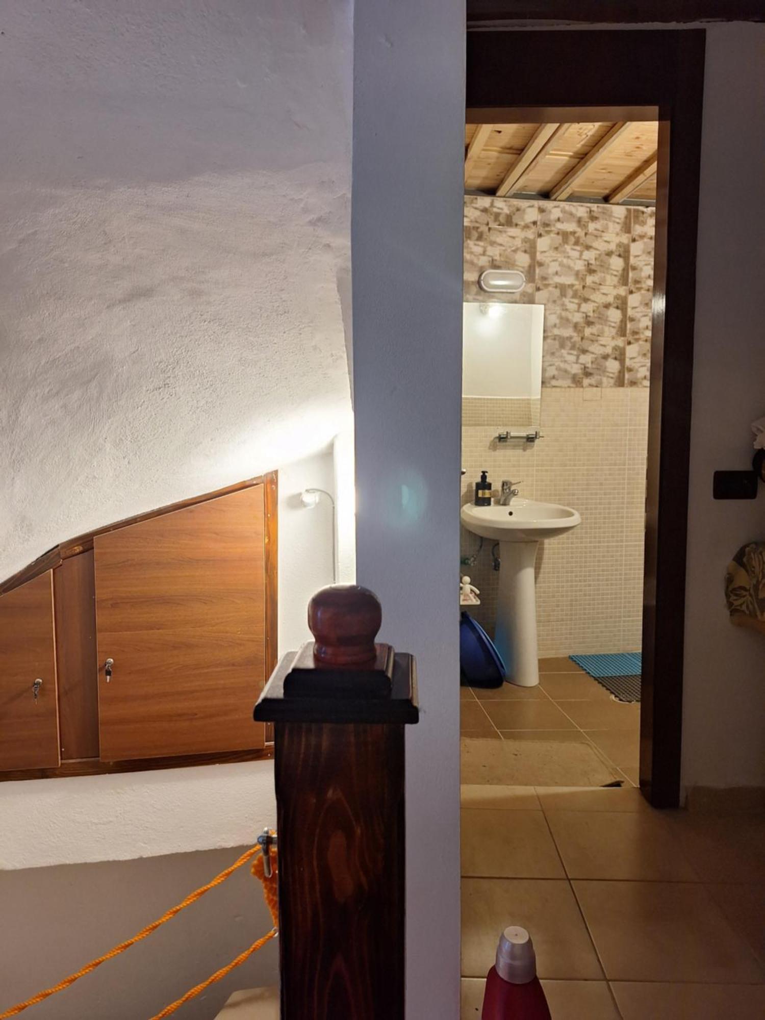 At Pikotiko'S - Korca City Rooms For Rent Εξωτερικό φωτογραφία