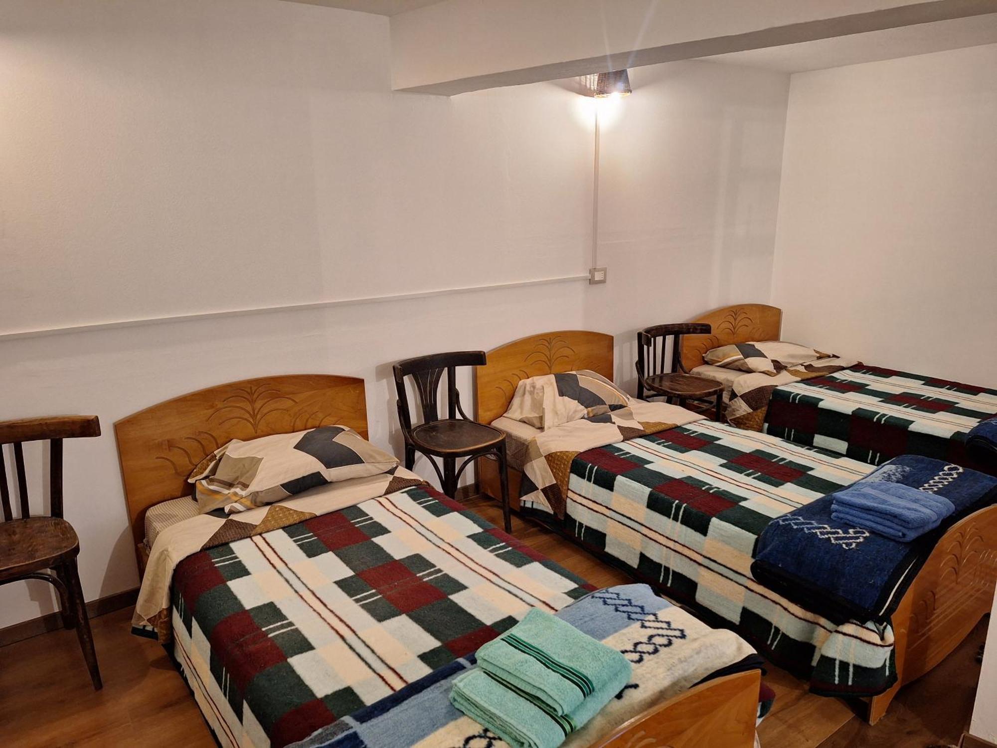 At Pikotiko'S - Korca City Rooms For Rent Εξωτερικό φωτογραφία